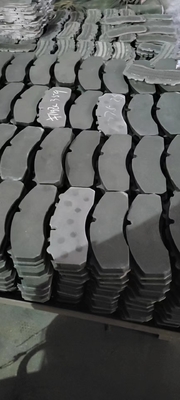 LR021253 D1479 Otomotiv Parçaları Aksesuarları Land Rover için ön seramik fren yastıkları